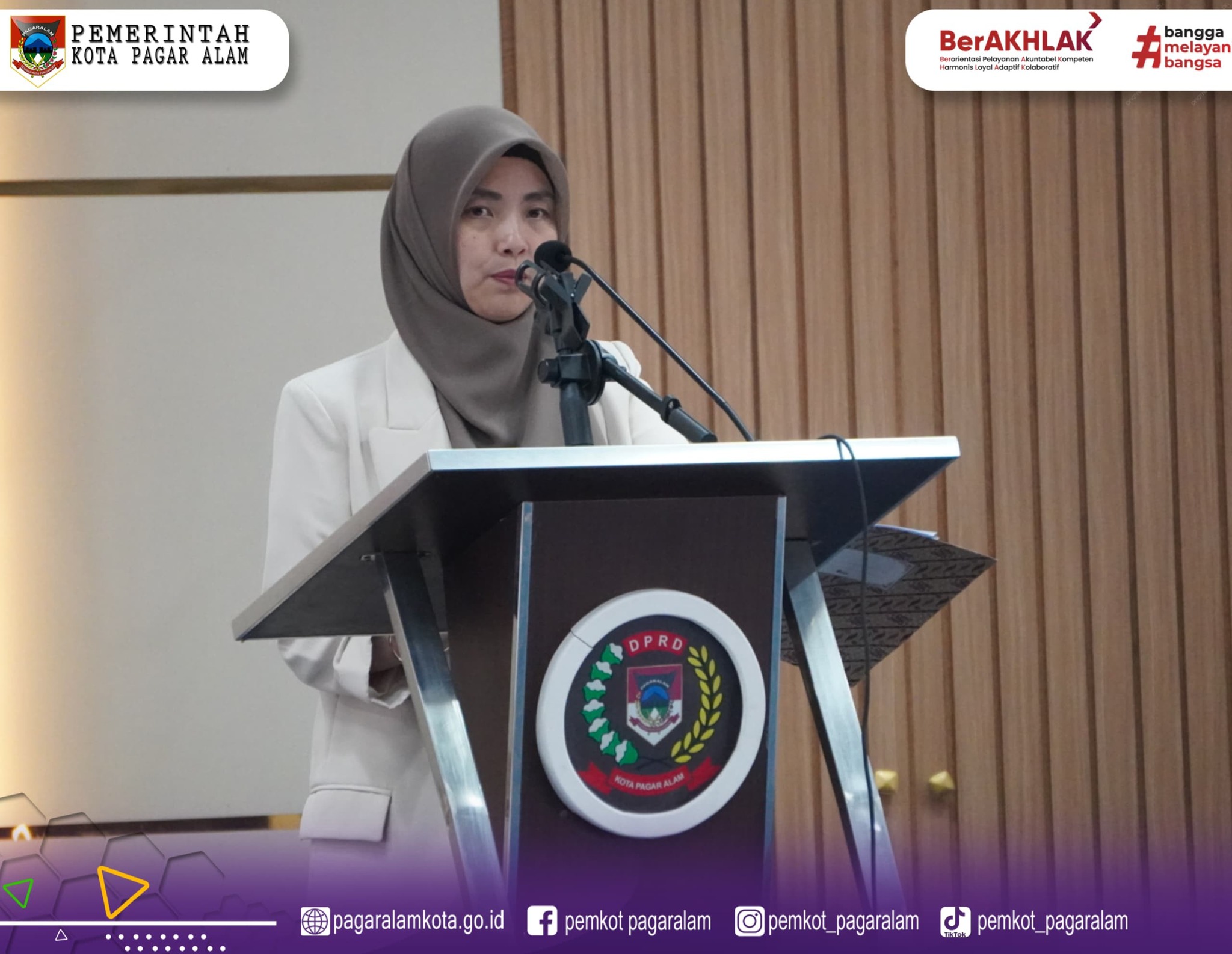Wakil Wali Kota Pagar Alam Hj. Bertha hadiri Rapat Paripurna Sidang Ke-3 DPRD Kota Pagar Alam