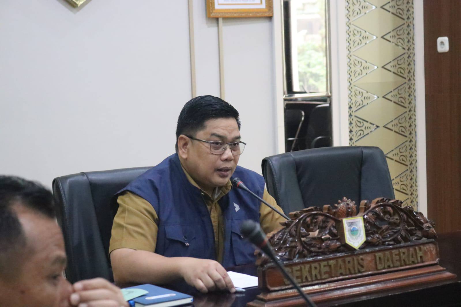 Jelang Refleksi 1 Tahun Kepemimpinan Ludi Bertha, Pemkot Gelar Rapat Capaian OPD