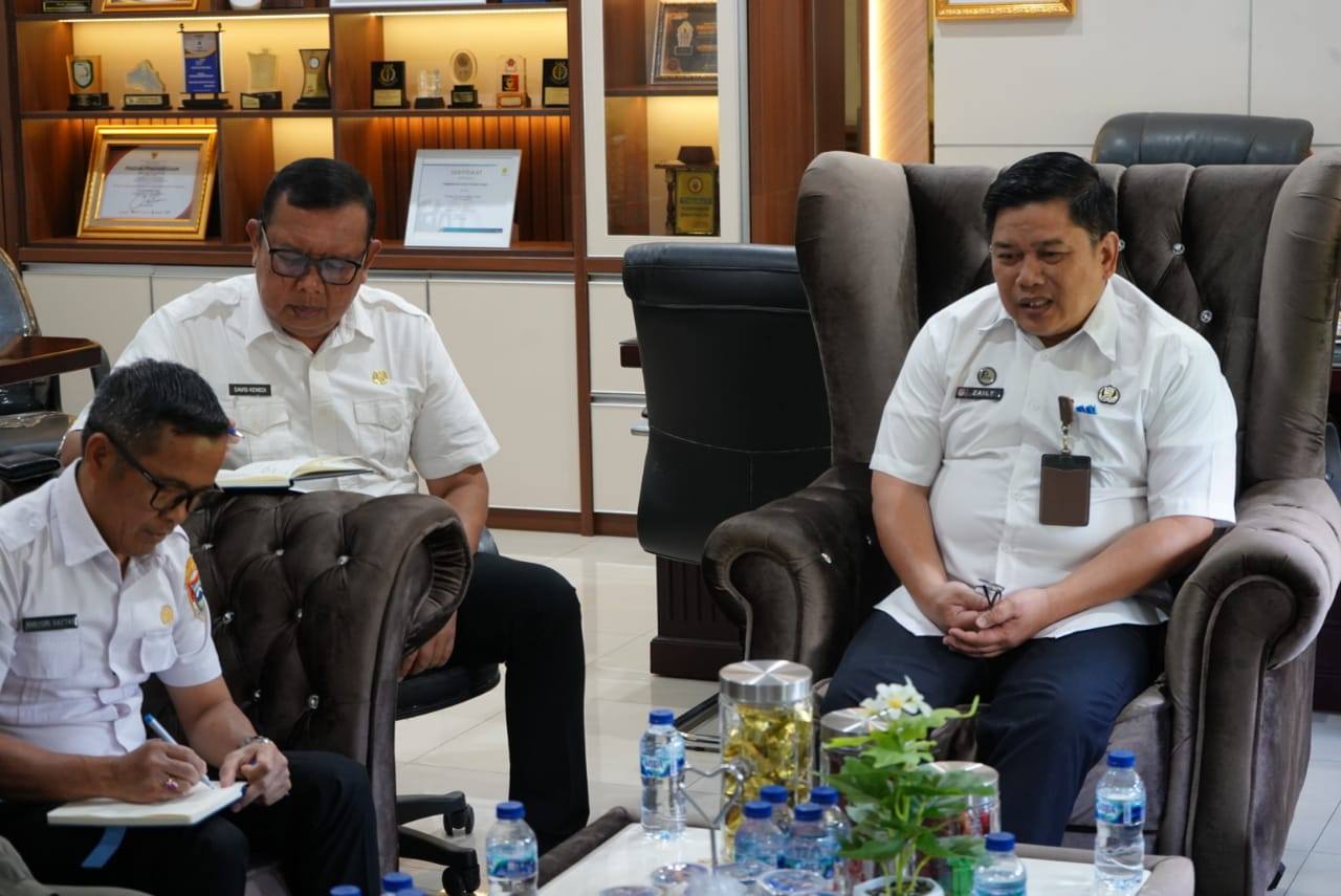 Sekda Kota Pagar Alam Zaily Oktosab Fitri Abidin Pimpin Rapat Persiapan Rencana Kedatangan Gubernur Sumatera Selatan H. Herman Deru