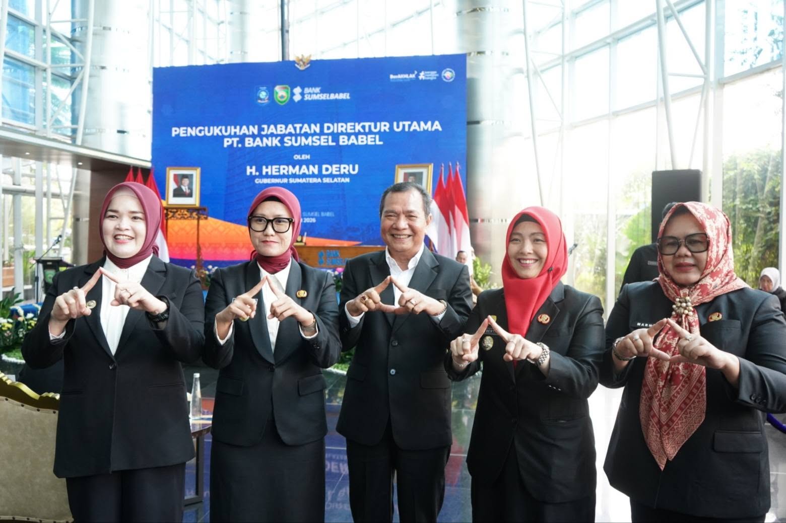 Plt. Walikota Pagar Alam Hj Bertha, Hadiri Pelantikan Jabatan Direktur Utama PT. Bank Sumsel Babel