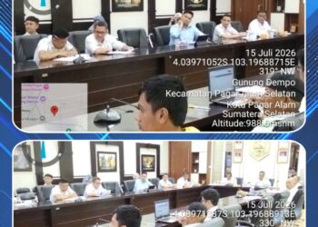 DINAS PENANAMAN MODAL PELAYANAN TERPADU SATU PINTU KOTA PAGAR ALAM MENGIKUTI RAPAT FORUM PENATAAN RUANG