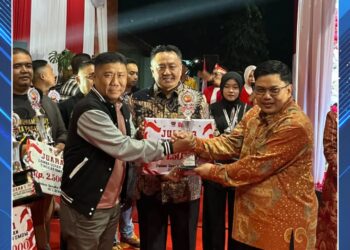Banggakan Instansi, Tim Gerak Jalan DPMPTSP Kota Pagar Alam Mendapatkan Juara 3 Tingkat Instansi dan Umum Dalam Rangka Memperingati HUT RI Ke-81 Tahun